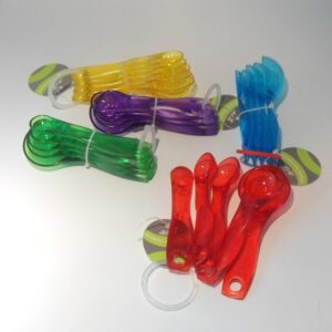 Plastikowe miarki 5 szt. mix kolorów